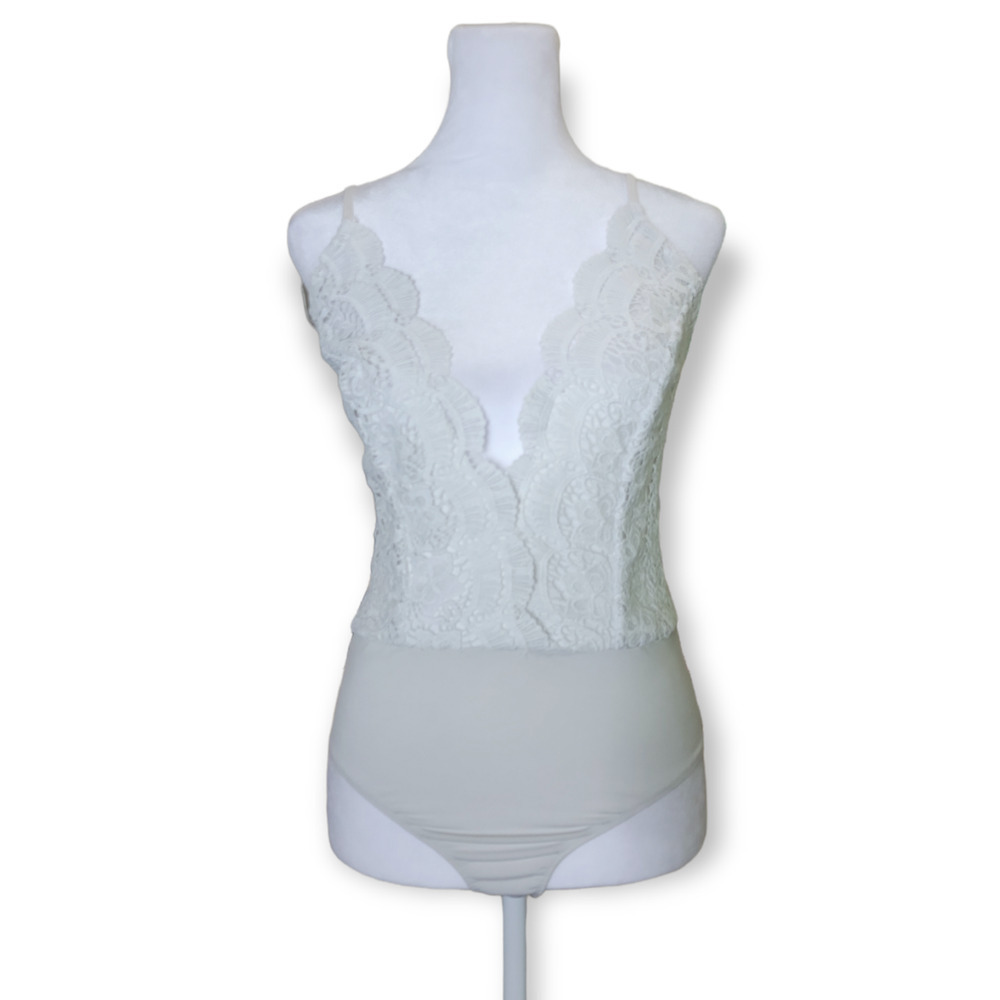 Fashion‎ Nova Womens Plunge V Neck Embroidered Lace Bodysuit Size XS White